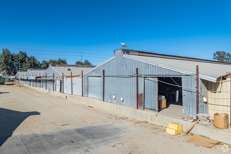 More Photos Of 30150 Briggs Rd, Menifee Warehouse For Lease