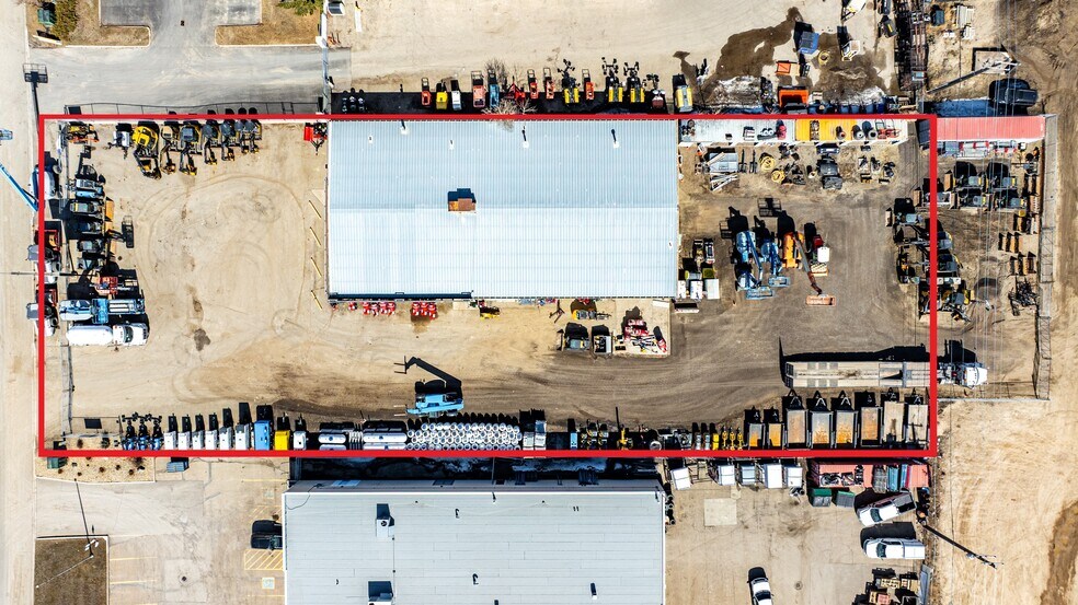 More Photos Of 7895 50 Av, Red Deer Warehouse For Sale