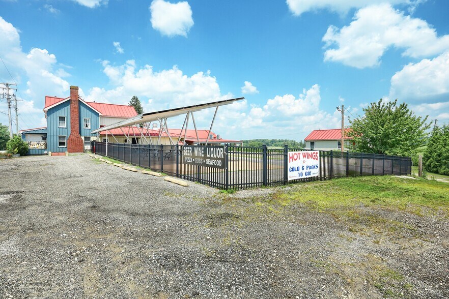 More Photos Of 21603 Middletown Rd, Freeland Freestanding For Sale