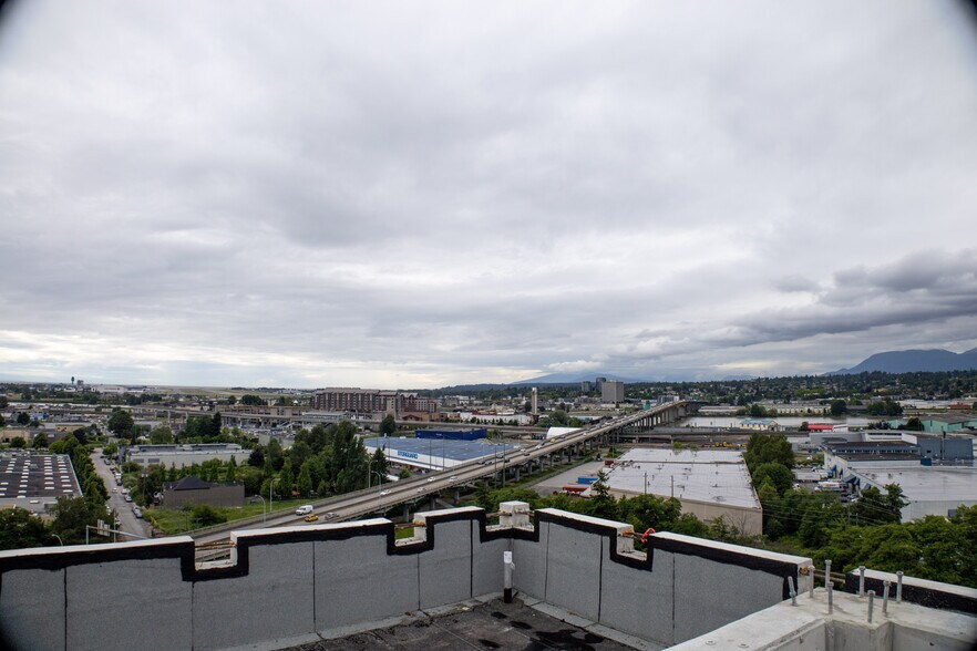 More Photos Of 2777 Jow St, Richmond Office For Sale