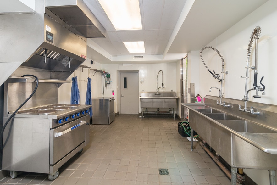 More Photos Of 792 Route 35, Cross River Restaurant For Lease