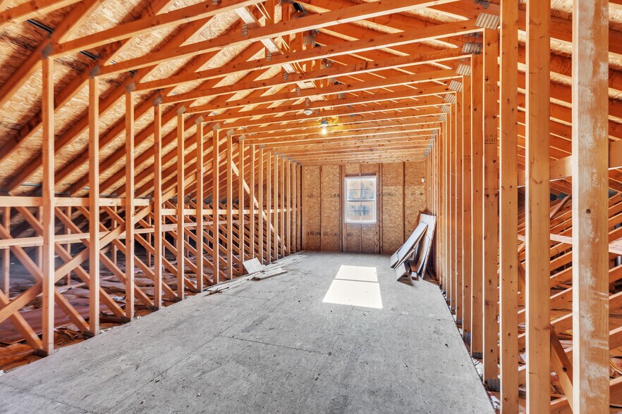 More Photos Of 96A Mainline Dr, Westfield Warehouse For Lease