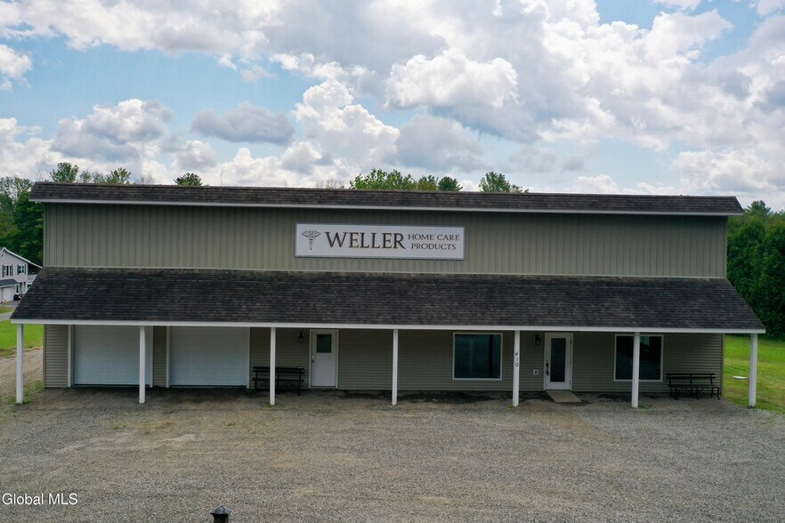 More Photos Of 410 Ridge Rd, Broadalbin Freestanding For Sale