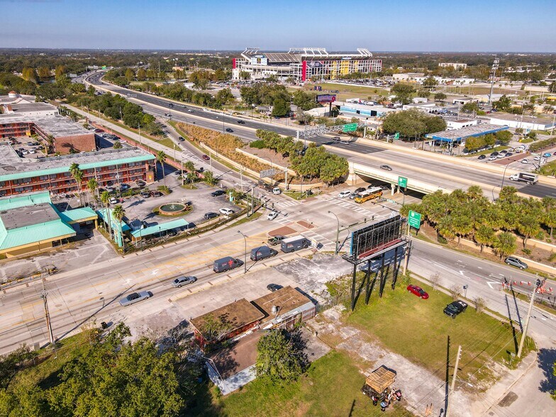 More Photos Of 707 S Orange Blossom Trl, Orlando Storefront For Sale