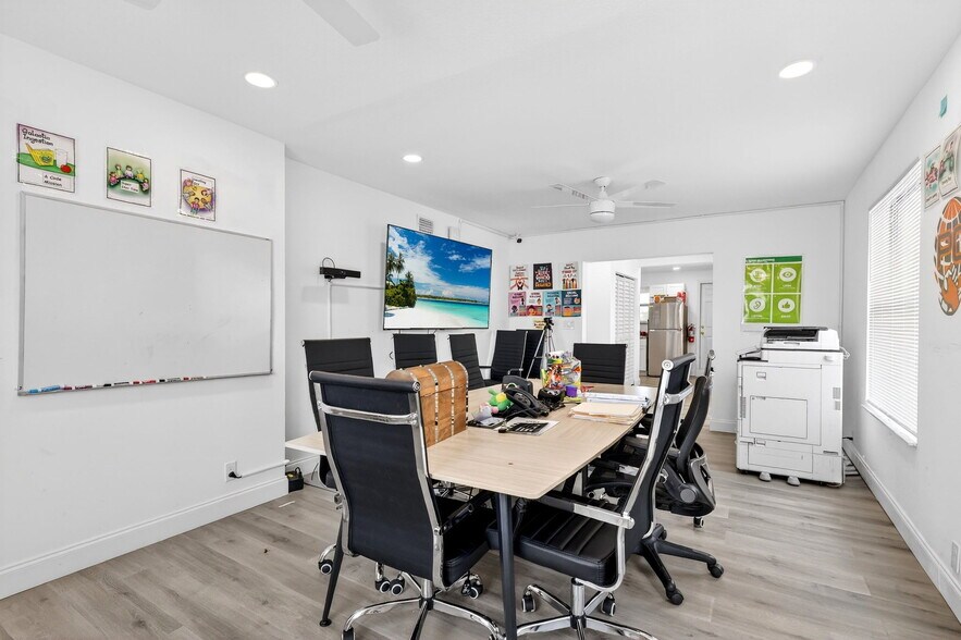 More Photos Of 129 N 5th St, Fort Pierce Storefront Retail Residential For Lease