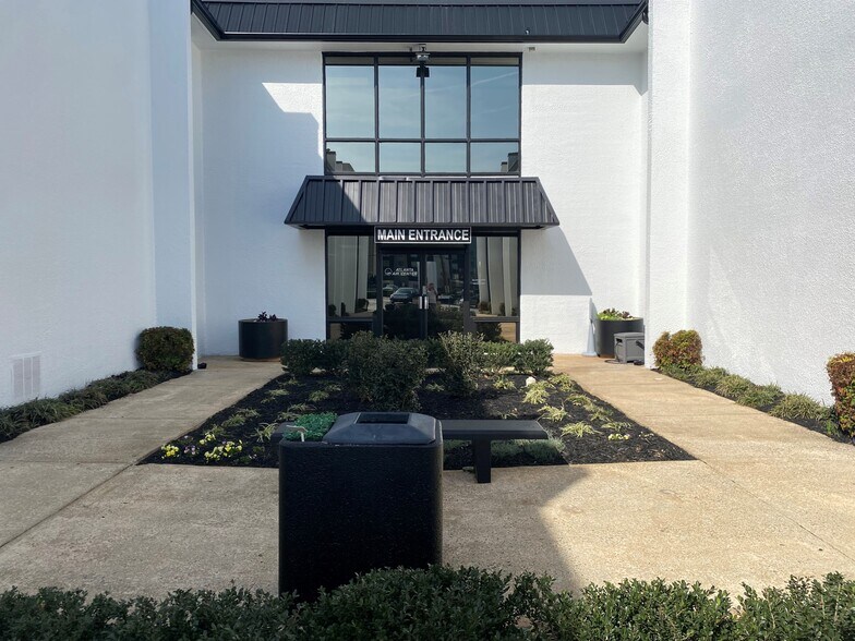 More Photos Of 3401 Norman Berry Dr, Atlanta Office For Lease