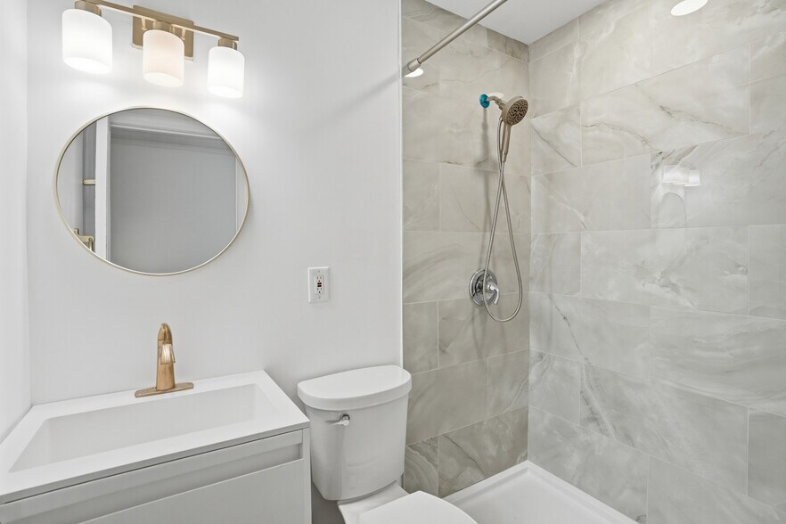 More Photos Of 313 C St SE, Washington Multifamily For Sale
