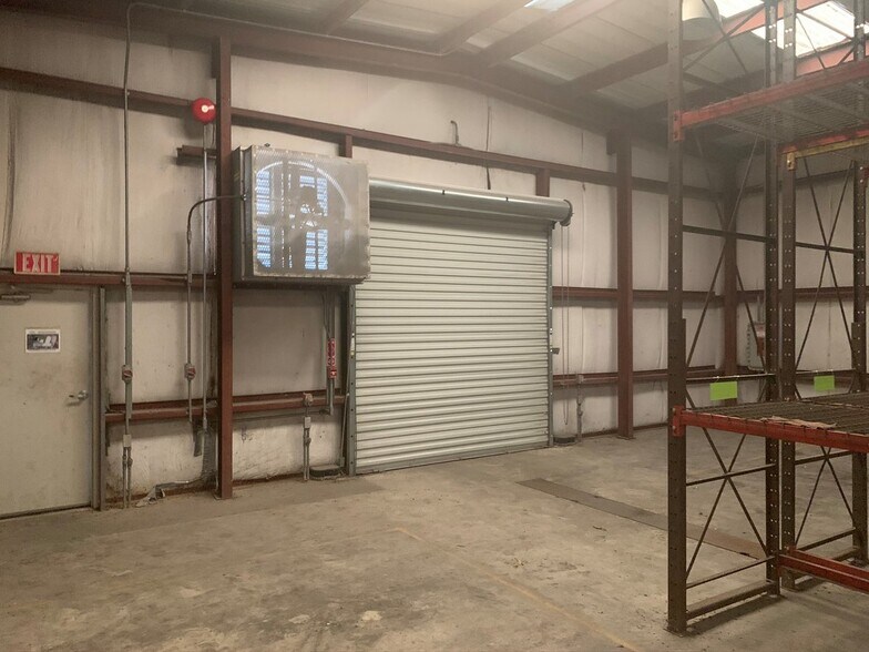 More Photos Of 218 Springfield Rd, Baton Rouge Warehouse For Sale
