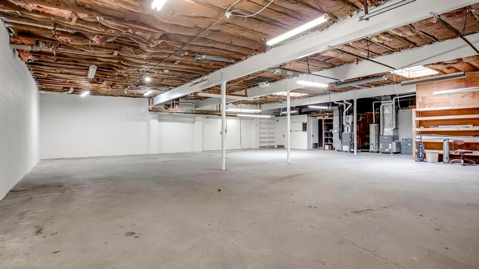 More Photos Of 116 S Clifton Ave, Louisville Storefront For Lease