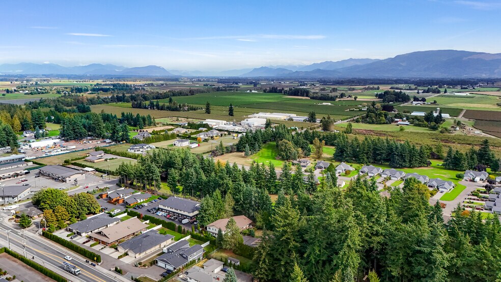 More Photos Of 918 Citadel Dr, Everson Multifamily For Sale