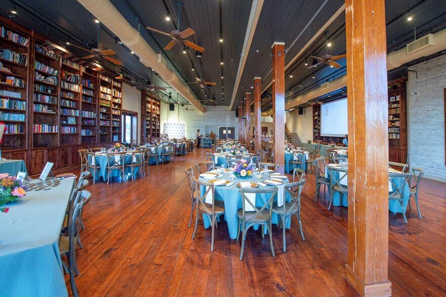 More Photos Of 97 1st St, Grenada General Retail For Sale