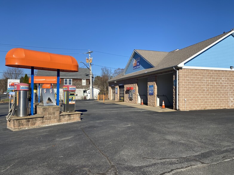 More Photos Of 127 W Main St, Stafford Springs Carwash For Sale