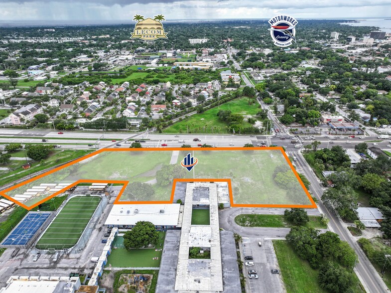 More Photos Of 202 13th Ave E, Bradenton Land For Sale