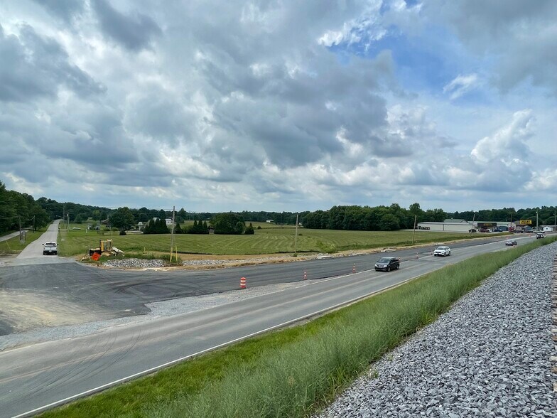 More Photos Of 2700 Hwy 62 East Elizabethtown Road, Leitchfield Land For Sale