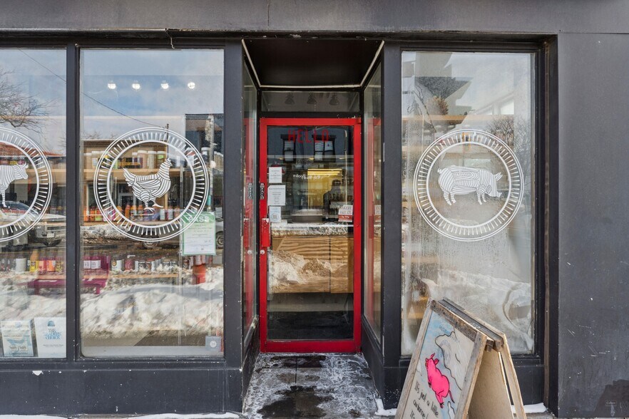 More Photos Of 182-186 Ottawa St N, Hamilton Storefront Retail Residential For Sale