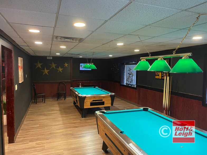 More Photos Of 71 5th St SE, Barberton Restaurant For Sale