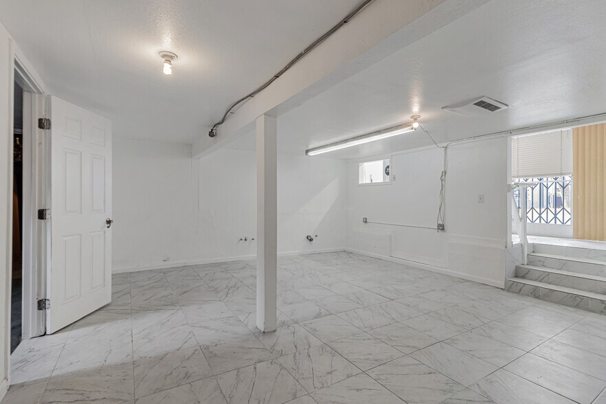 More Photos Of 3109 Sacramento St, Berkeley Storefront Retail Residential For Sale