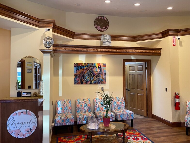 More Photos Of 1200 E Woodhurst Dr, Springfield Office For Lease