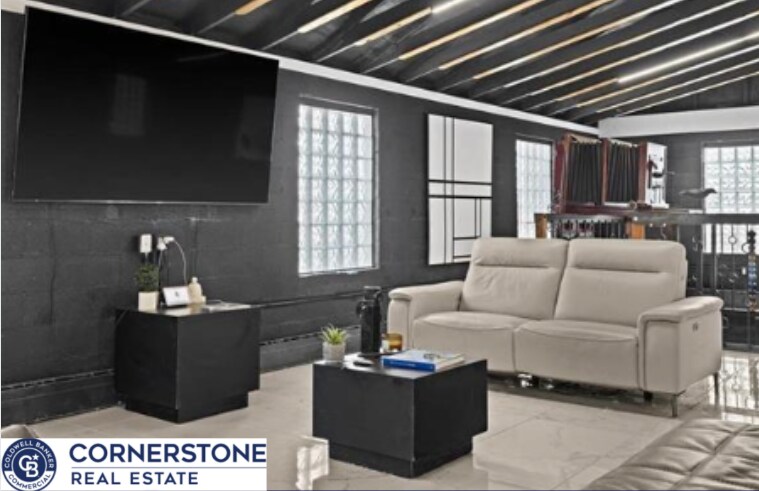 More Photos Of 301 4th st, Glenrock Office For Sale