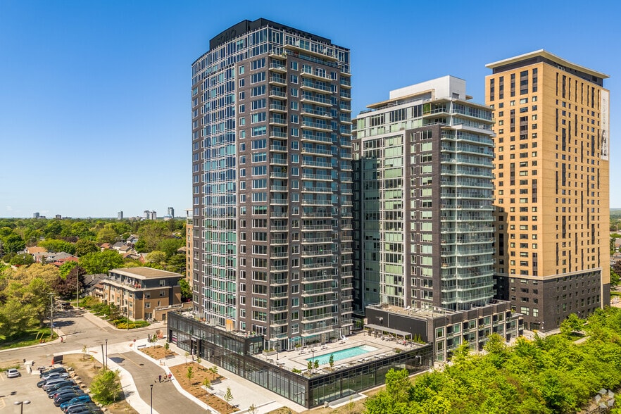 More Photos Of 115 Champagne Av S, Ottawa Apartments For Lease