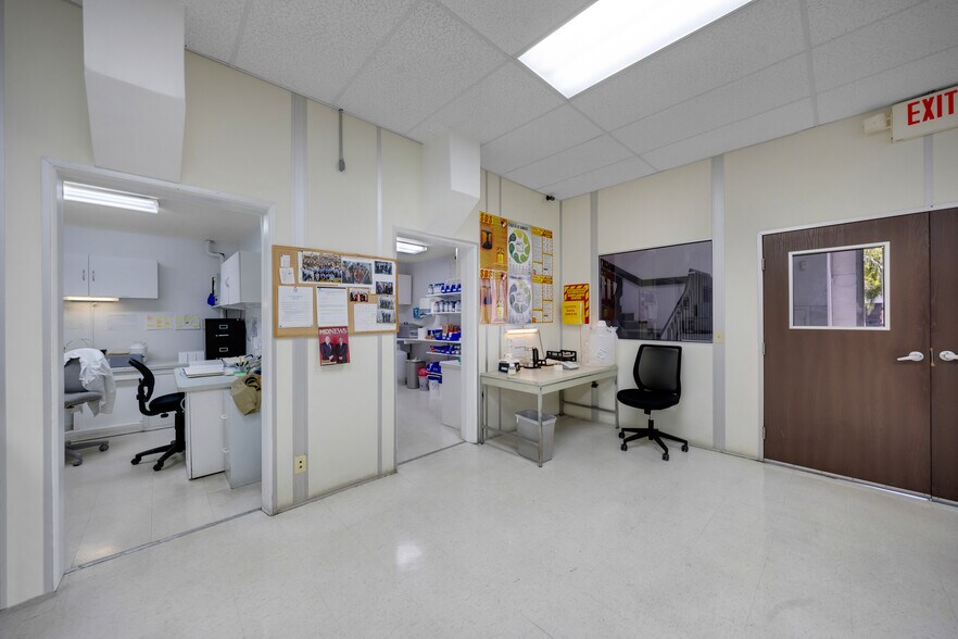 More Photos Of 8127 NW 29th St, Miami Warehouse For Sale