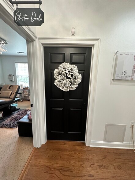 More Photos Of 5915-5925 Iron Gate Trce, Cumming Loft Creative Space For Sale