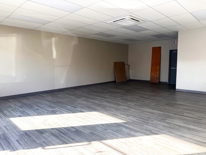 More Photos Of 501 E Moorestown Rd, Wind Gap Medical For Lease