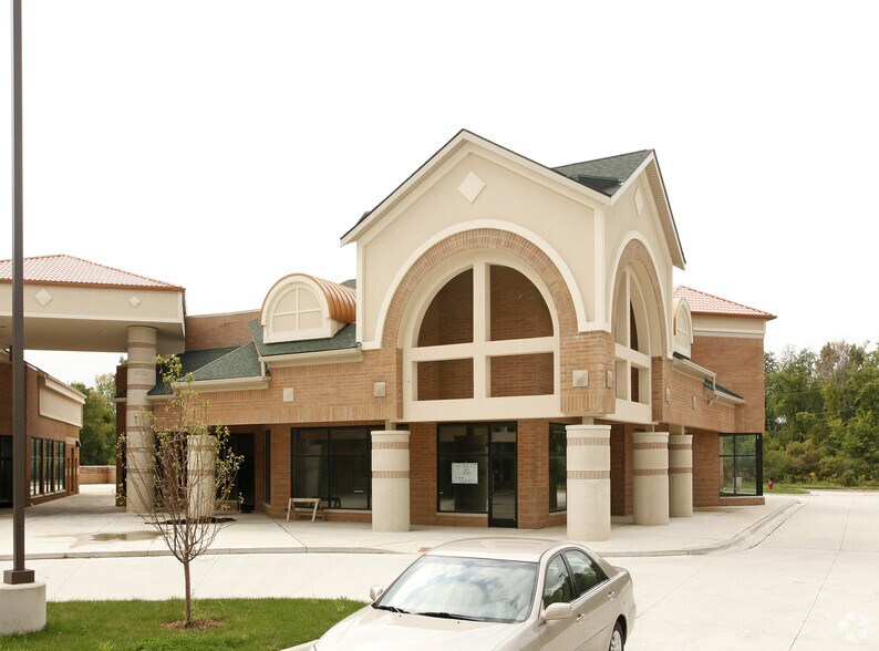 More Photos Of 49895 Grand River Ave, Wixom Unknown For Lease