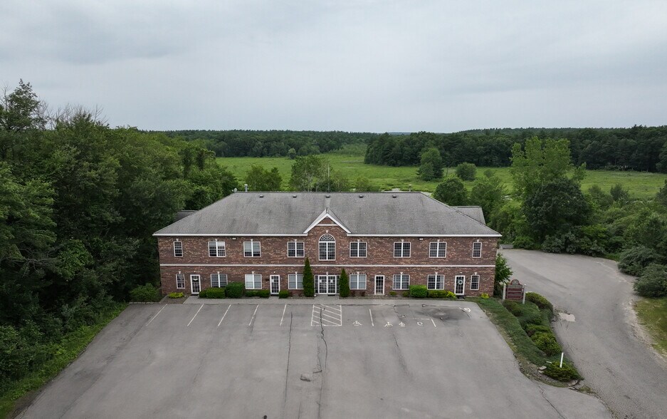 More Photos Of 6 Mary E Clark Dr, Hampstead Office For Sale