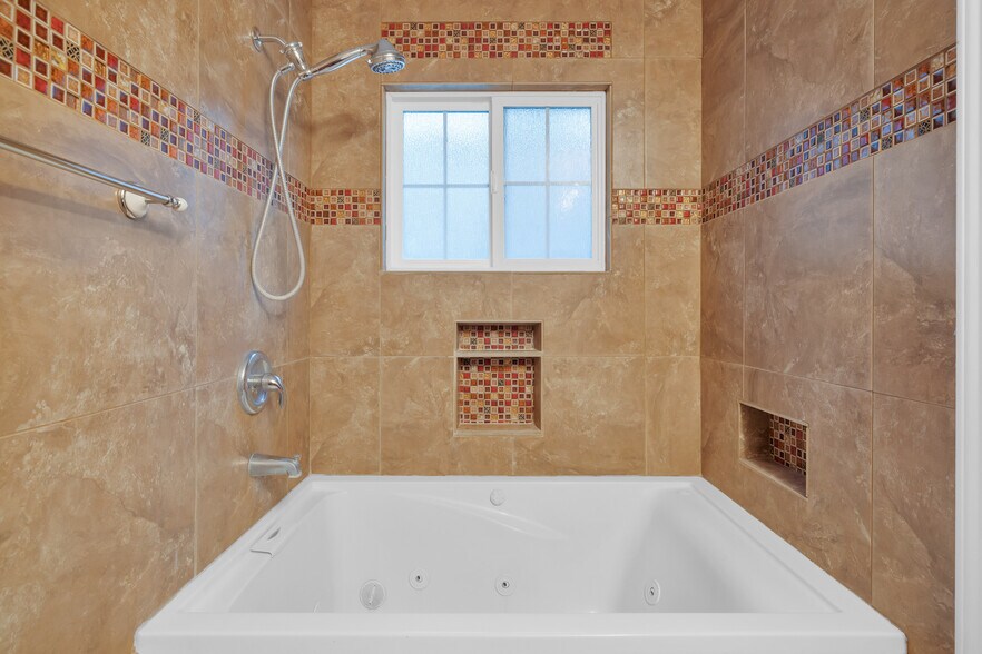 More Photos Of 17009 Iron Springs Rd, Julian Multifamily For Sale
