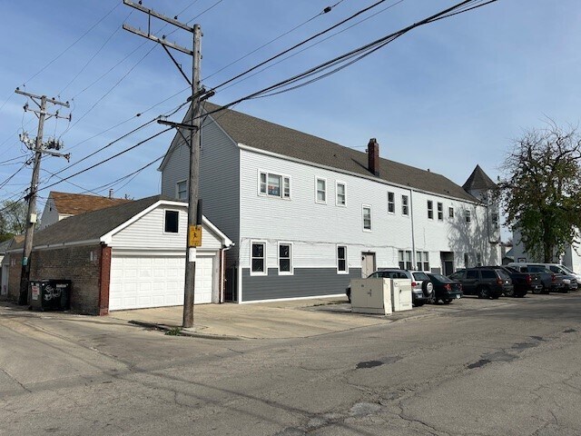 More Photos Of 5028 W 31st Pl, Cicero Multifamily For Sale