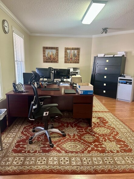 More Photos Of 901 E Washington St, Orlando Office For Lease