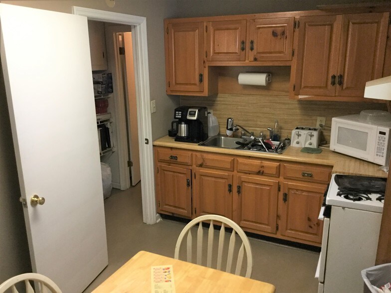 More Photos Of 2509 Lovejoy Rd, Lovejoy Truck Terminal For Sale