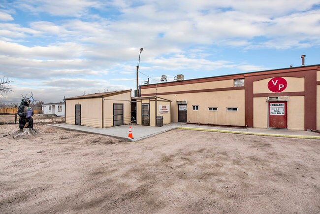 More Photos Of 705 1st Ave, La Salle Food Processing For Sale