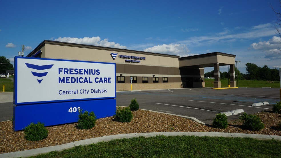 Primary Photo Of 401 Whitmer St, Central City Medical For Lease