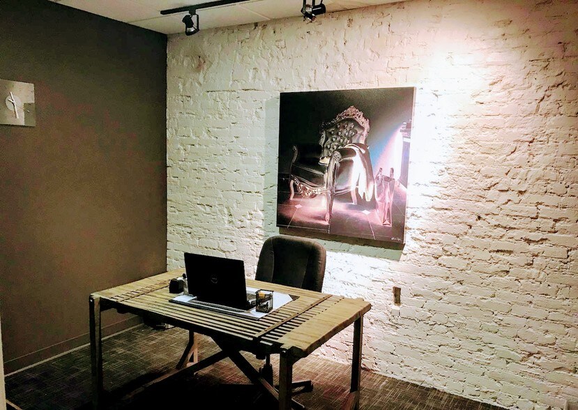 More Photos Of 510 N Franklin St, Tampa Loft Creative Space For Sale