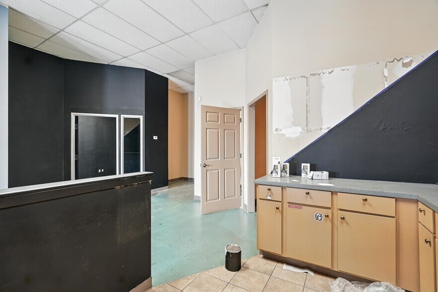 More Photos Of 4102 Buffalo Gap Rd, Abilene Unknown For Lease