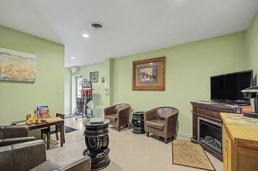 More Photos Of 37 W Carleton Rd, Hillsdale Auto Repair For Sale