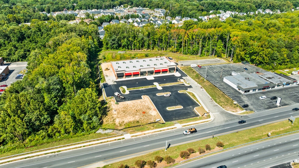 More Photos Of 6565 Crain Hwy, La Plata General Retail For Lease
