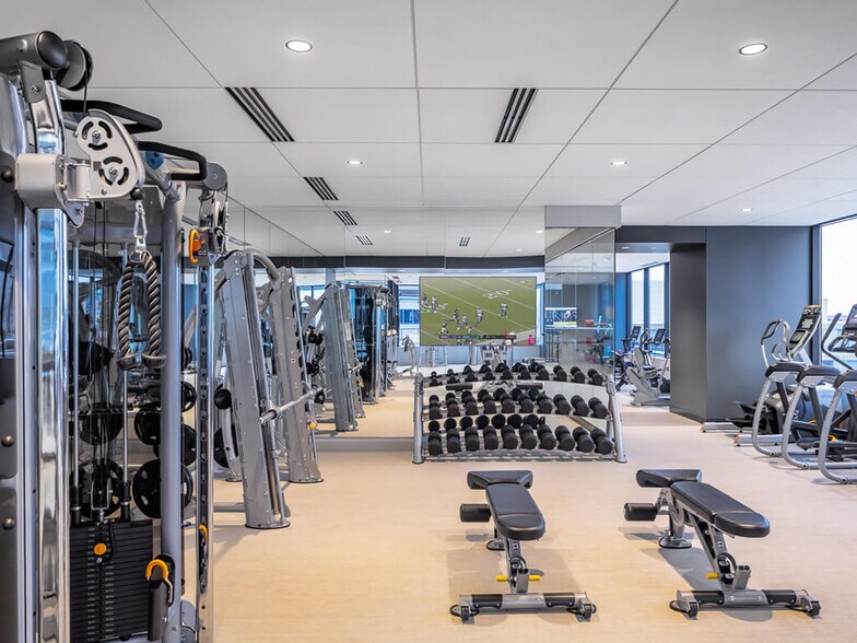 More Photos Of 365 Nicollet Mall, Minneapolis Apartments For Sale