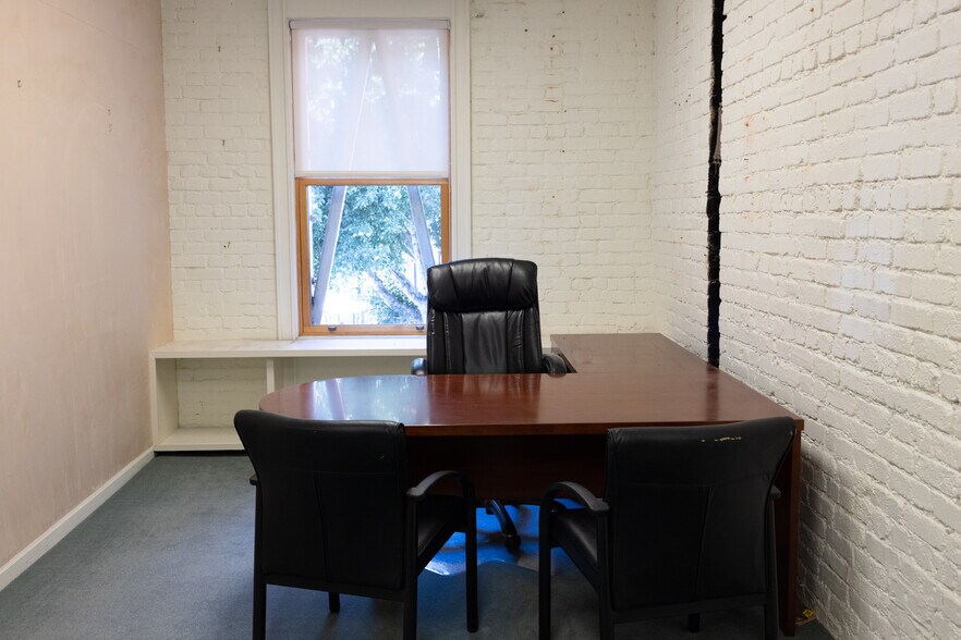 More Photos Of 250 Columbus Ave, San Francisco Storefront Retail Office For Lease