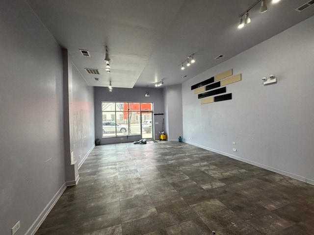 More Photos Of 5642 N Broadway St, Chicago Apartments For Lease