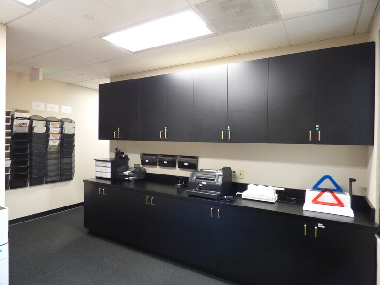 More Photos Of 900 Main St, Pleasanton Office For Lease