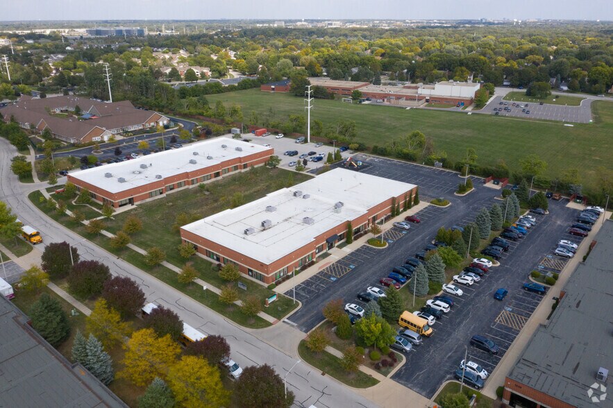 More Photos Of 1272 Bond St, Naperville Office For Sale