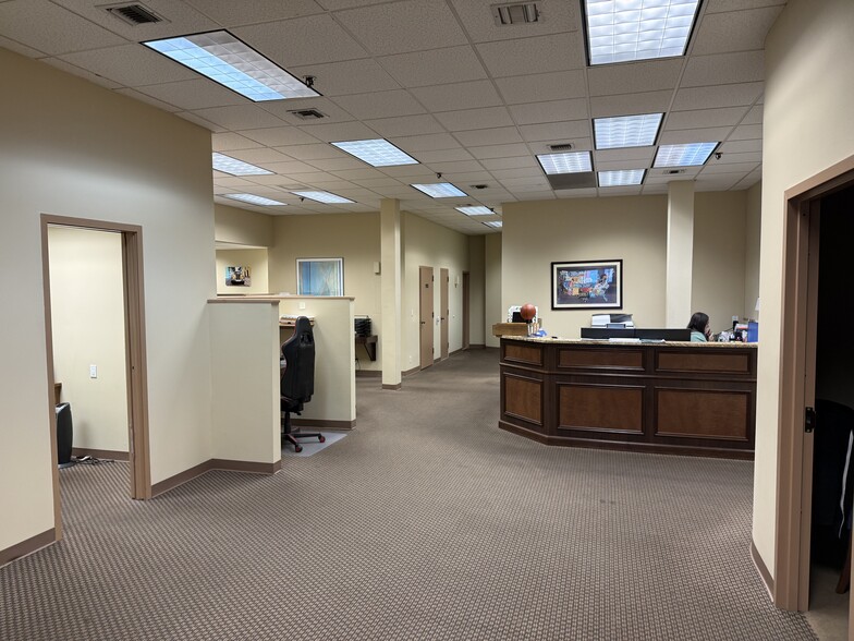 More Photos Of 66 S Tyson Ave, Floral Park Office For Sale