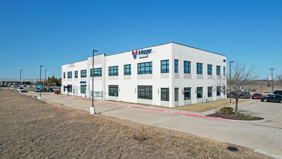 More Photos Of 4200 Mapleshade Ln, Plano Office For Lease