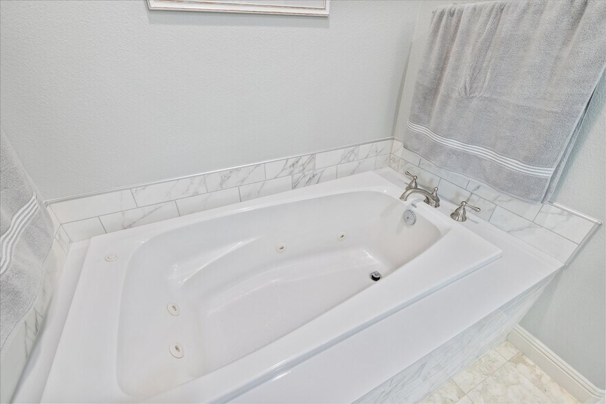 More Photos Of 6141 N Vine St, Vacaville Specialty For Sale