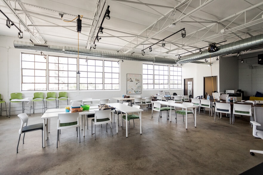 More Photos Of 1401-1413 Vermont St, Detroit Loft Creative Space For Lease