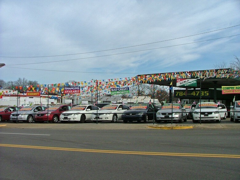 More Photos Of 327 W 6th Ave, Bowling Green Auto Dealership For Sale