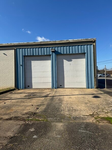 More Photos Of 110 Newton Bridge Rd, Athens Warehouse For Lease